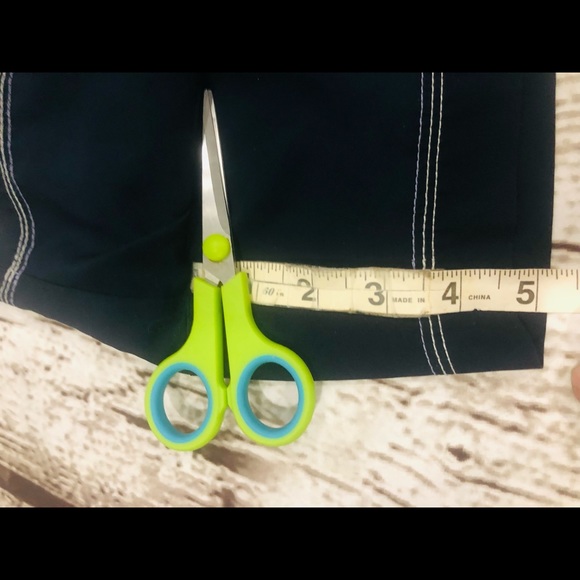 🎉HP🎉💫EUC💫Nike Athletic Shorts for Women- Measurements in Pics💫 - Picture 9 of 16